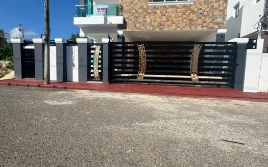 Casa en Torre Alta V T&iacute;tulo Deslindado